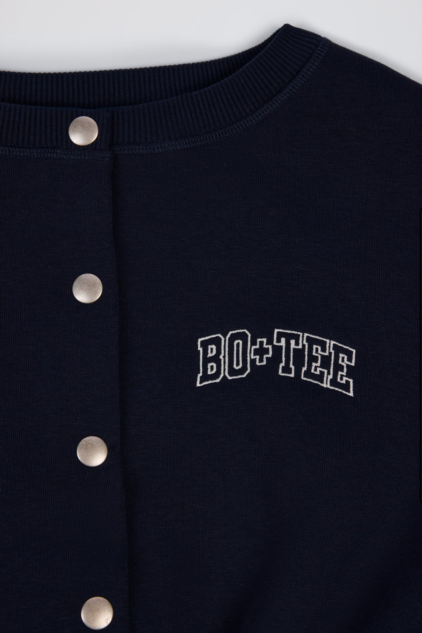 Button-Up Cropped Cardigan in Classic Navy